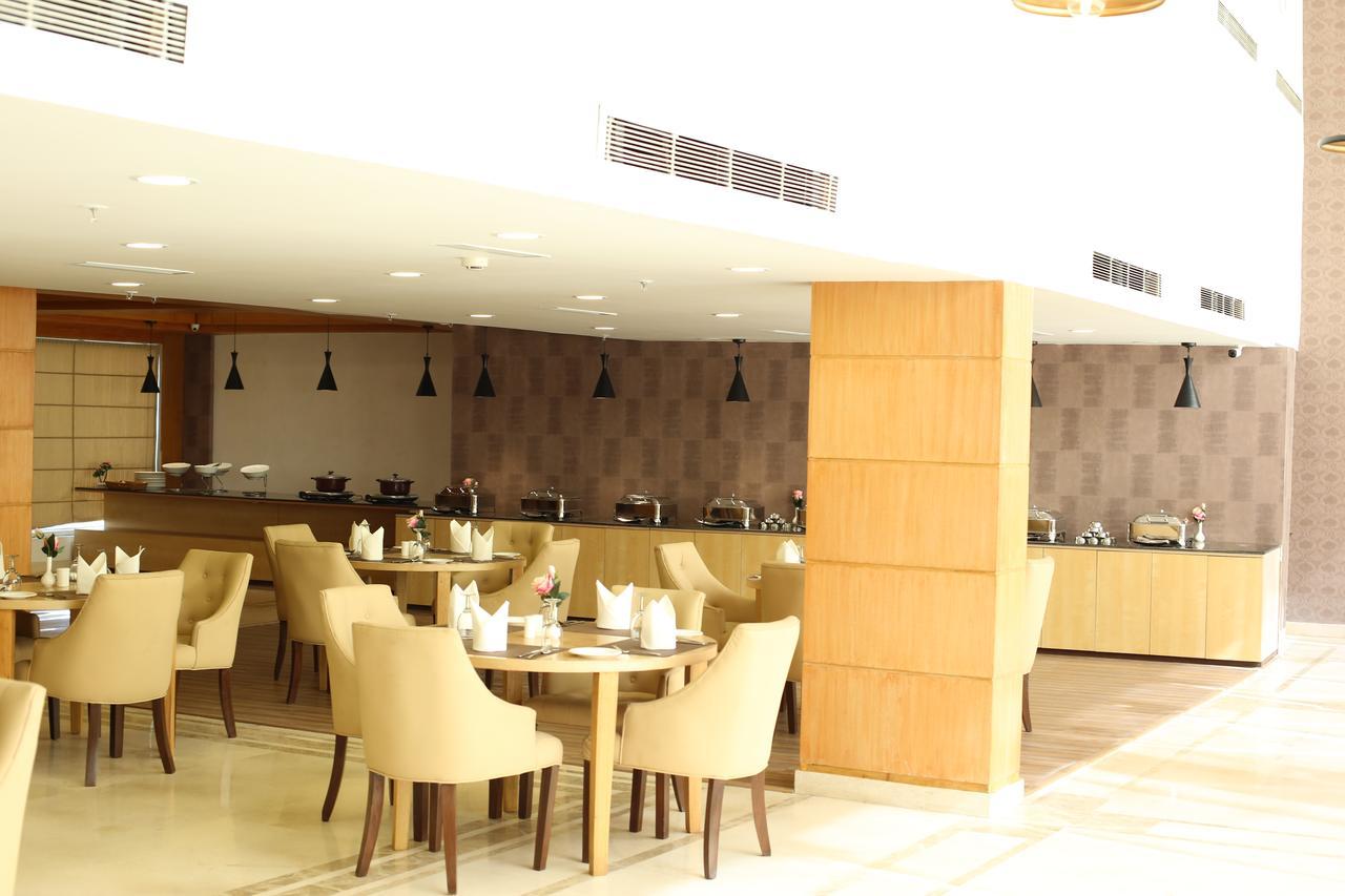 Udman Hotels And Resorts By Ferns N Petals New Delhi Buitenkant foto