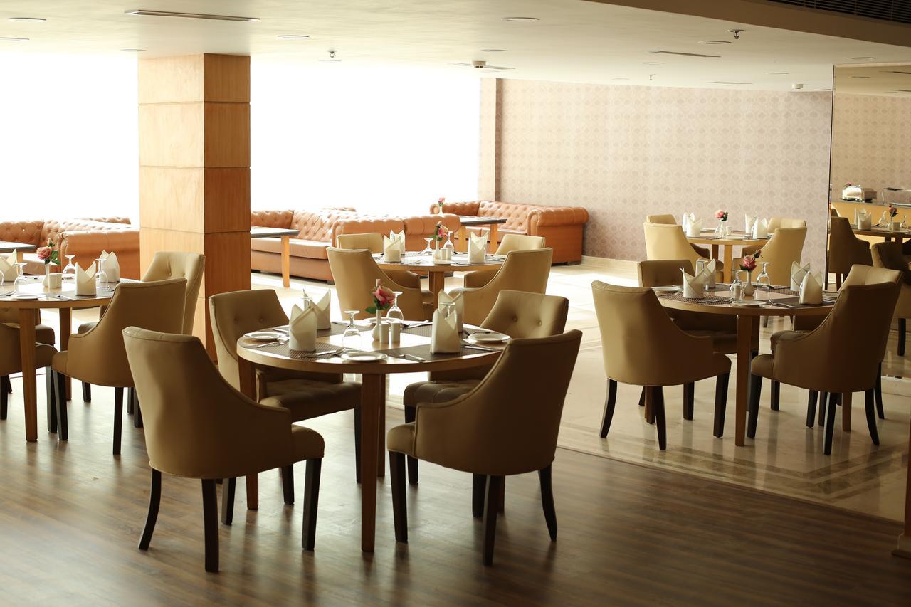 Udman Hotels And Resorts By Ferns N Petals New Delhi Buitenkant foto