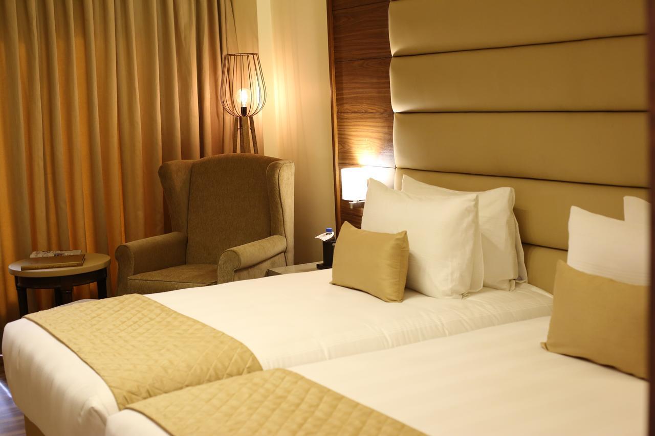 Udman Hotels And Resorts By Ferns N Petals New Delhi Buitenkant foto