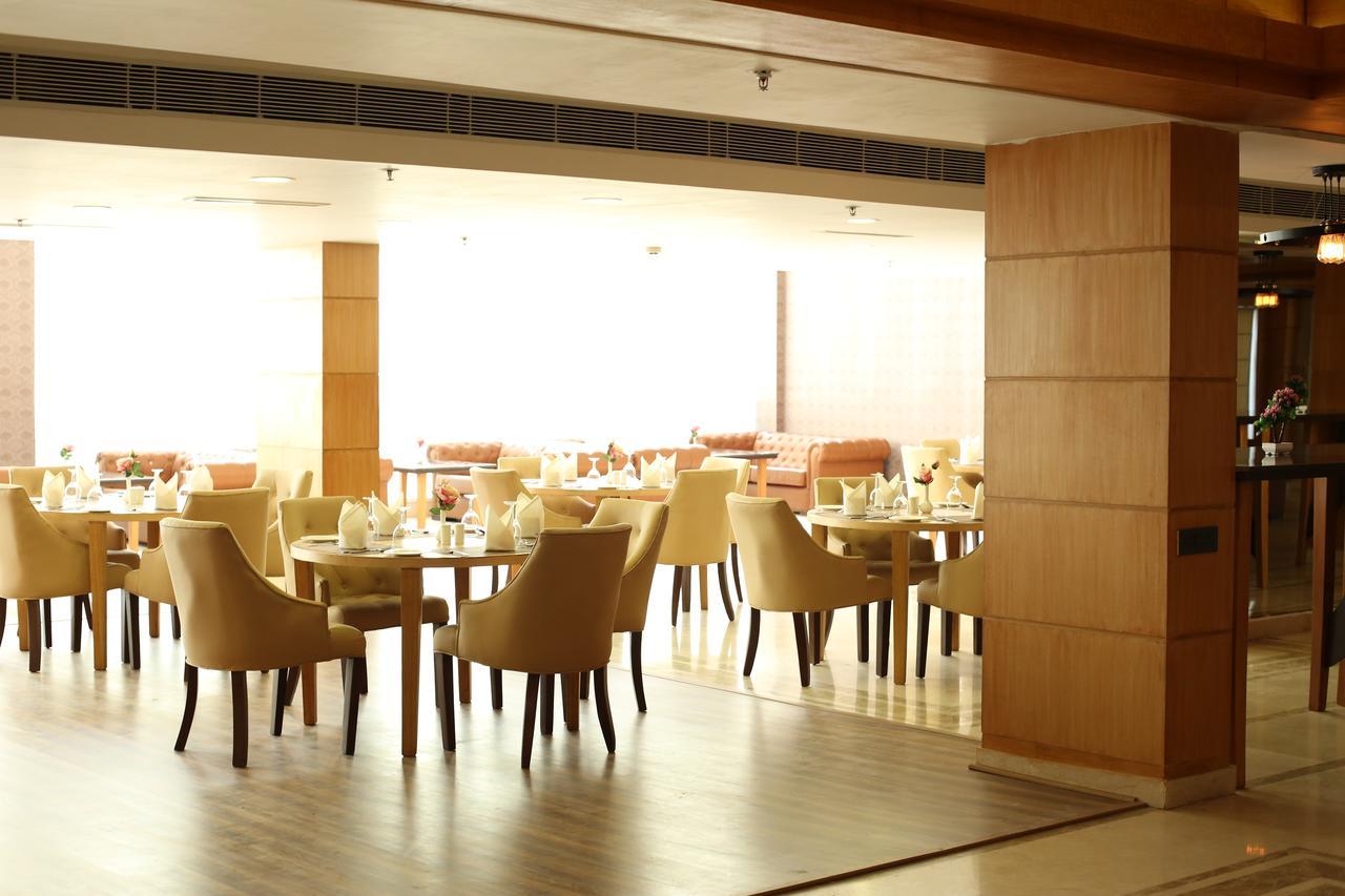 Udman Hotels And Resorts By Ferns N Petals New Delhi Buitenkant foto