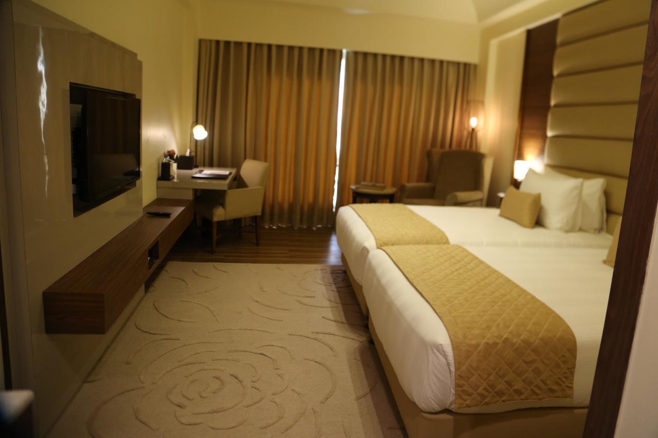Udman Hotels And Resorts By Ferns N Petals New Delhi Buitenkant foto